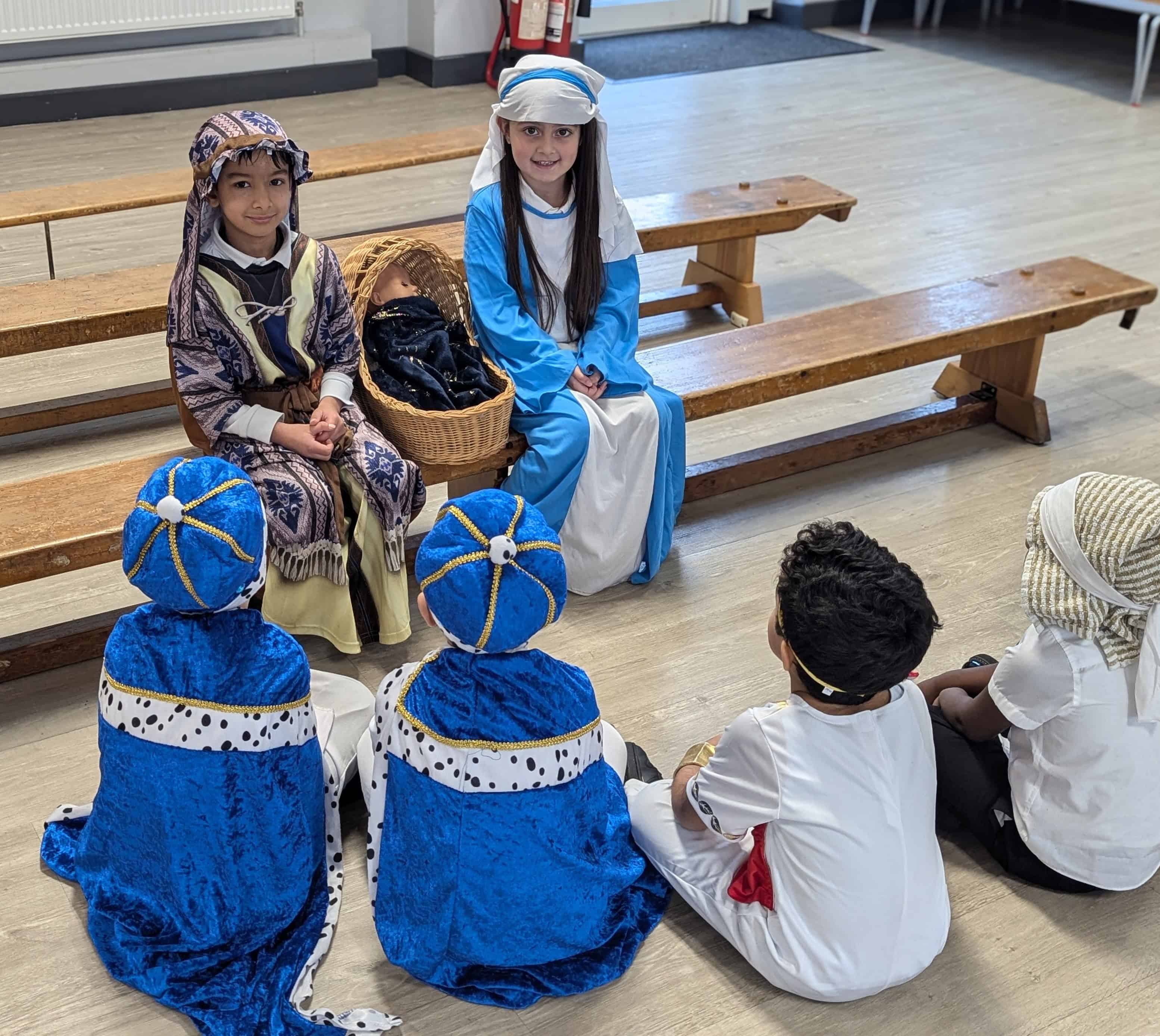 Image of pupils in nativity